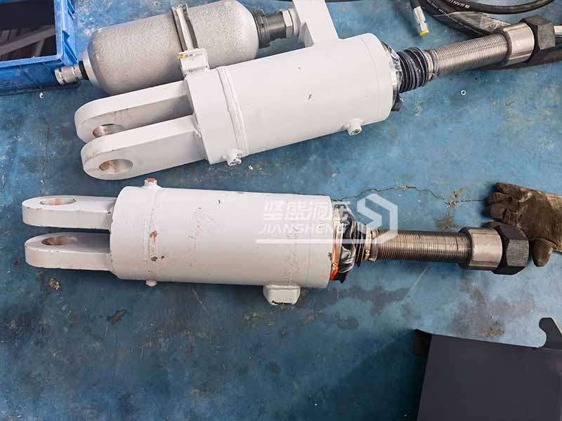 �A�F����C�i�o�͸�