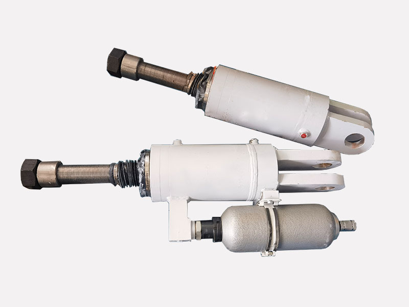 �A�F����C���U�͸�