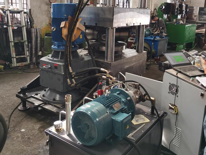 ���������C(j��)Һ��ϵ�y(t��ng)ʹ�ìF(xi��n)��(ch��ng)