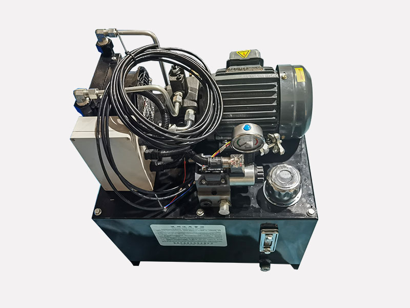 �C��Һ��վ