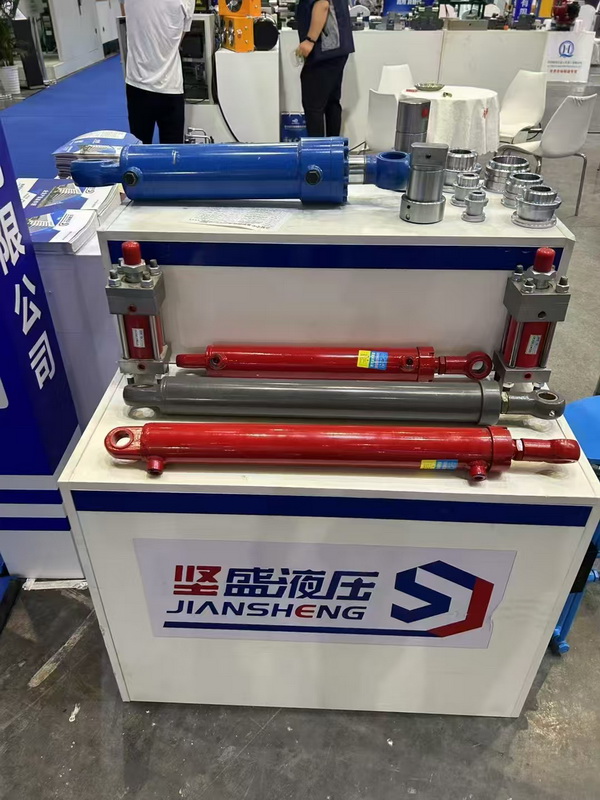 �߶�Һ���͸�